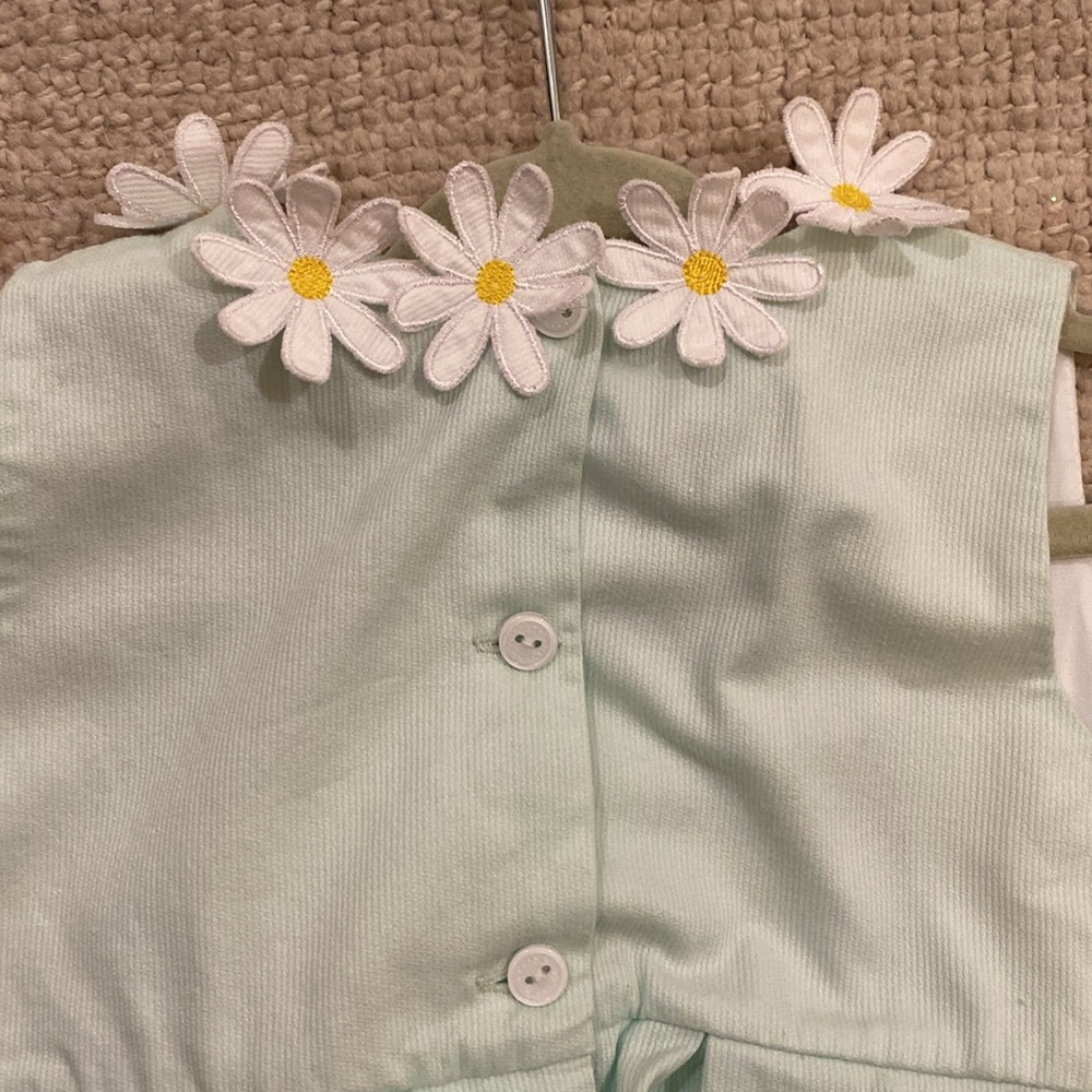 Dondolo mint green daisy dress, tag says 5 but definitely runs more like a 3/4 - Picture 5 of 6